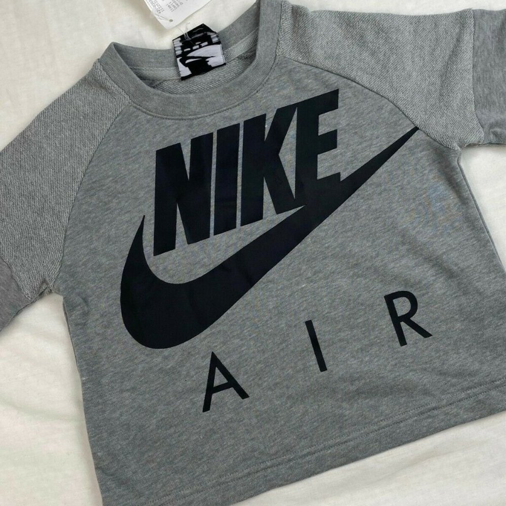 New Nike Air Youth Size Small (4 -5 yrs.) Black Swoosh Top Shirt